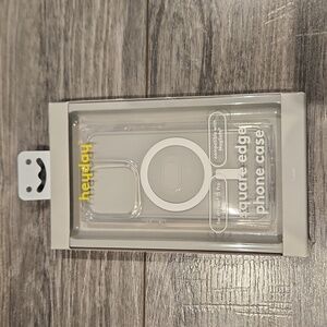 NWT Heyday Square Edge Clear Phone Case f/iPhone 15 Pro compatible w/Magsafe